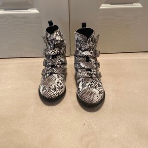 Qupid snake print boots with buckles